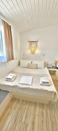Bedroom 2, Tinos Heritage Plateia, South Aegean