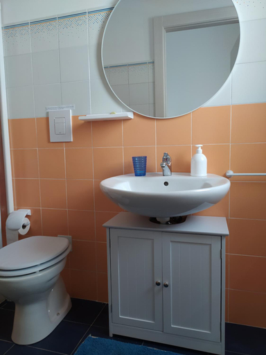 Bathroom 3, La Rugiada-con giardino e parcheggio moto privato, Trapani
