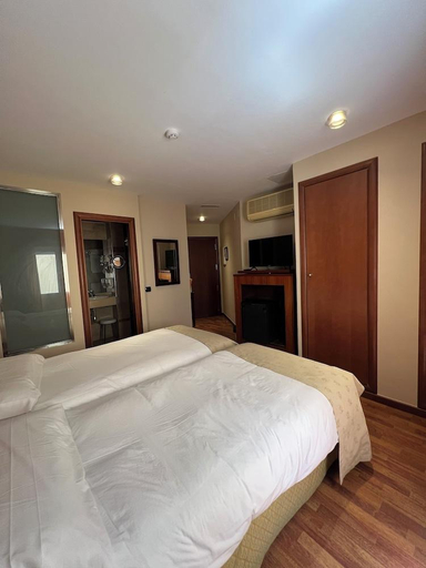 Bedroom 2, Carlos V Malaga, Málaga