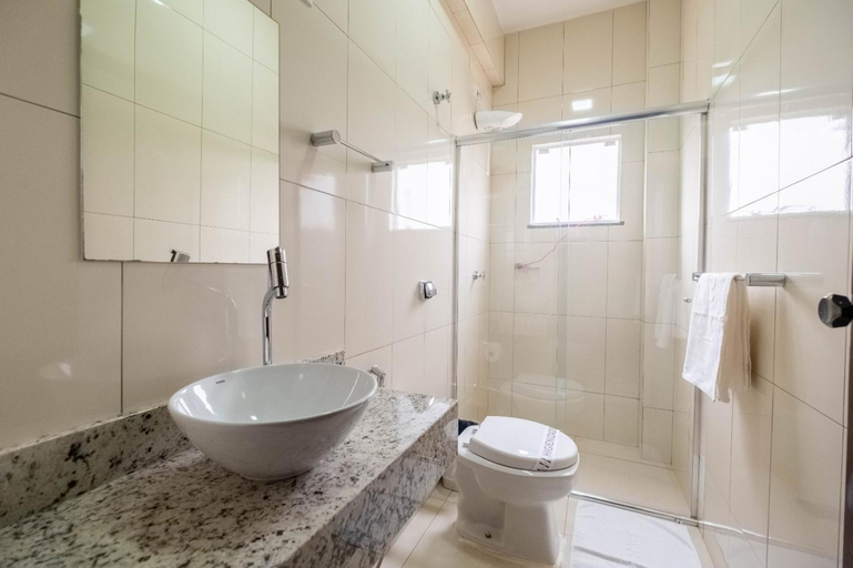 Bathroom 4, ARCA'S EXPRESS HOTEL, Toledo