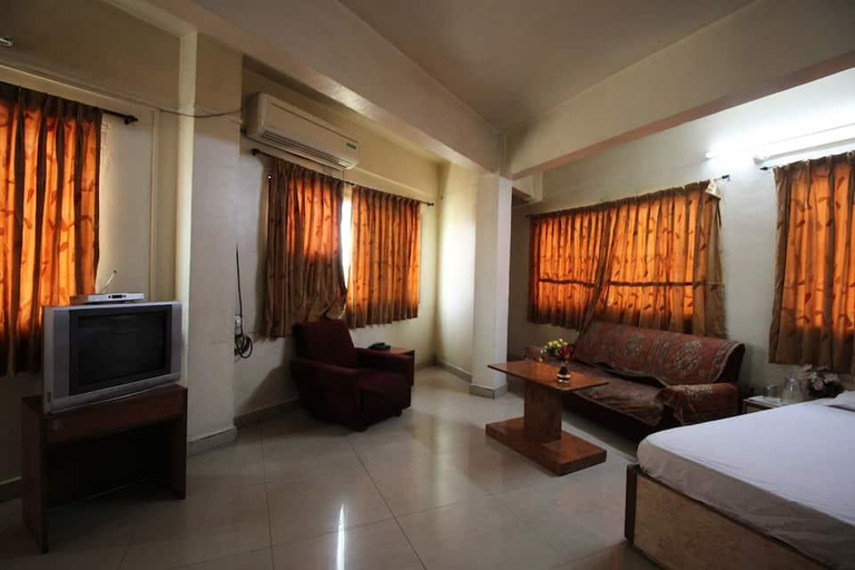 3, Via Yashraj Inn, Pune