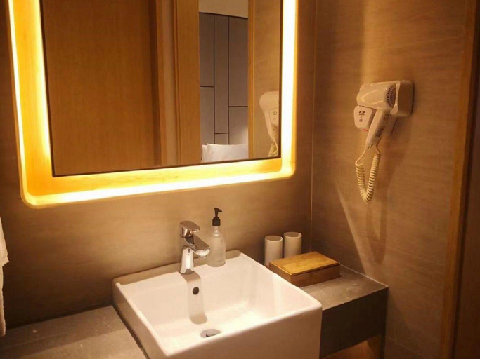 Bathroom 4, Ji Hotel (Jiaxing Nanhu Shangwu Avenue), Jiaxing