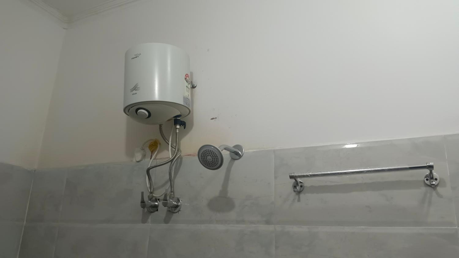 Others 5, Hotel Harihar Atithi Bhawan, Sitapur