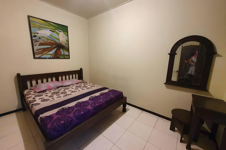Bedroom 2, Cakra Homestay Solo Mitra, Solo