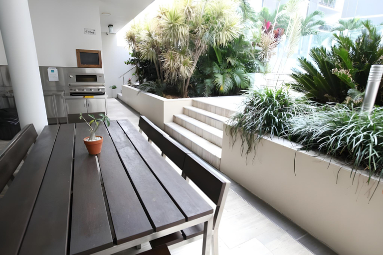 Others 5, Lanai Apartments, Mackay - Pt A