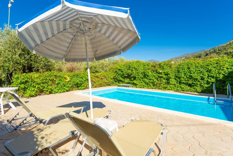 Others 5, Villa Russa Anna, Ionian Islands
