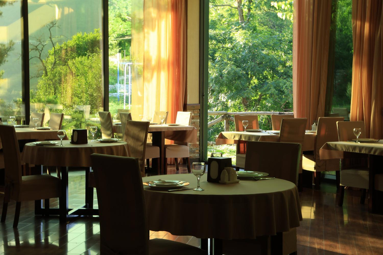 Food & Drinks 5, Dilijan Park Resort & Villas
