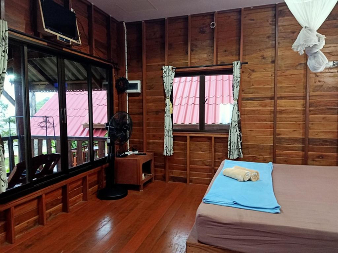Bedroom 2, Tha Khao Pier Bungalow, Ko Yao District