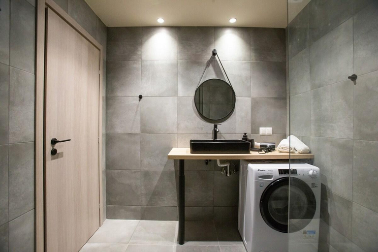 2, Stoa Luxury Apartment, Attica