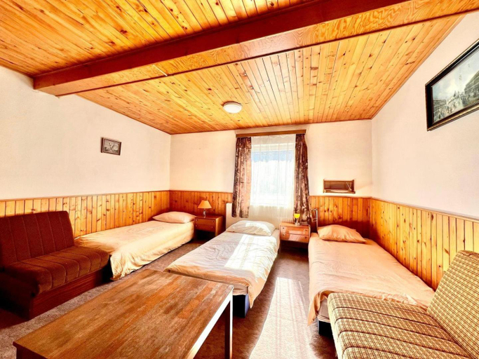 Bedroom 2, Penzion u Skrblika, Liberec