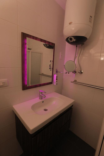 Bathroom 4, Pyramids Gem Plaza Hotel, Al-Ahram