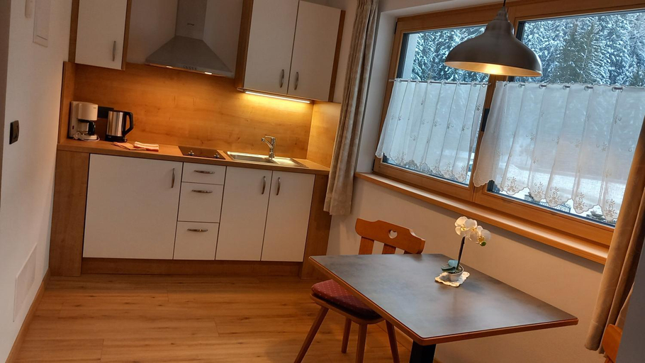 Others 4, Residence Eden, Bolzano