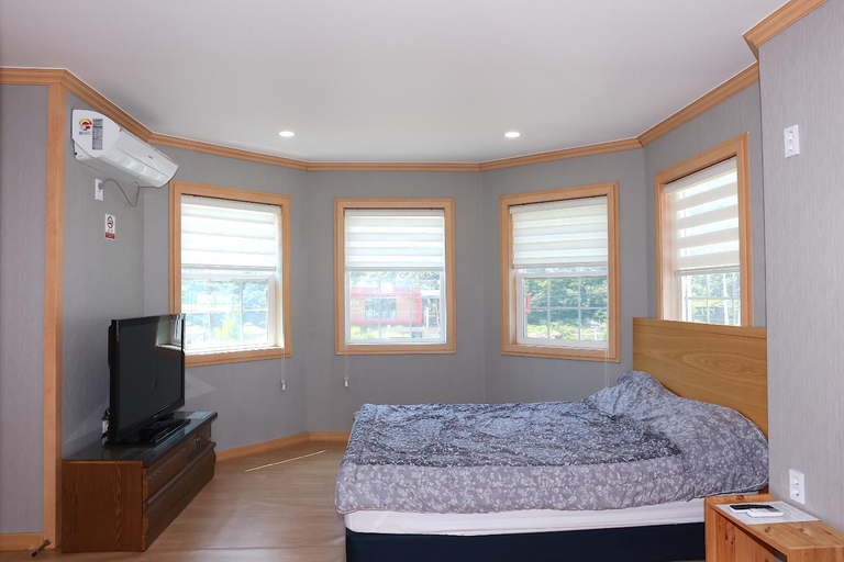 Bedroom 2, Tomato Pension, Hongcheon