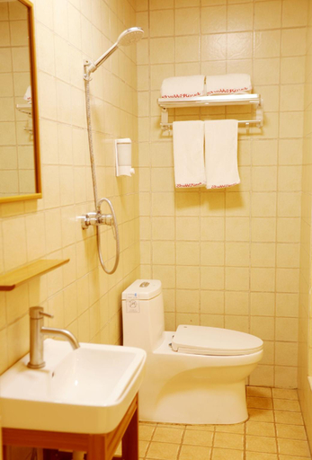 Bathroom 3, Shell Zaozhuang Taierzhuang Ancient City East Gate Hotel, Zaozhuang