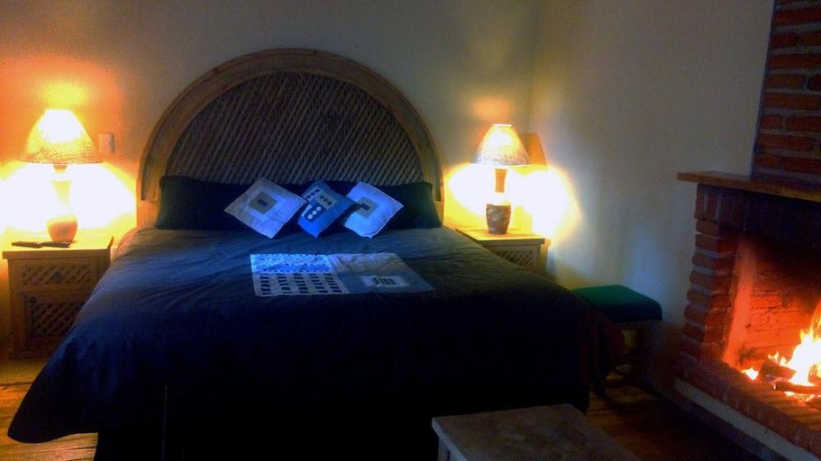 Bedroom 2, Bosque La Luna, Mazamitla