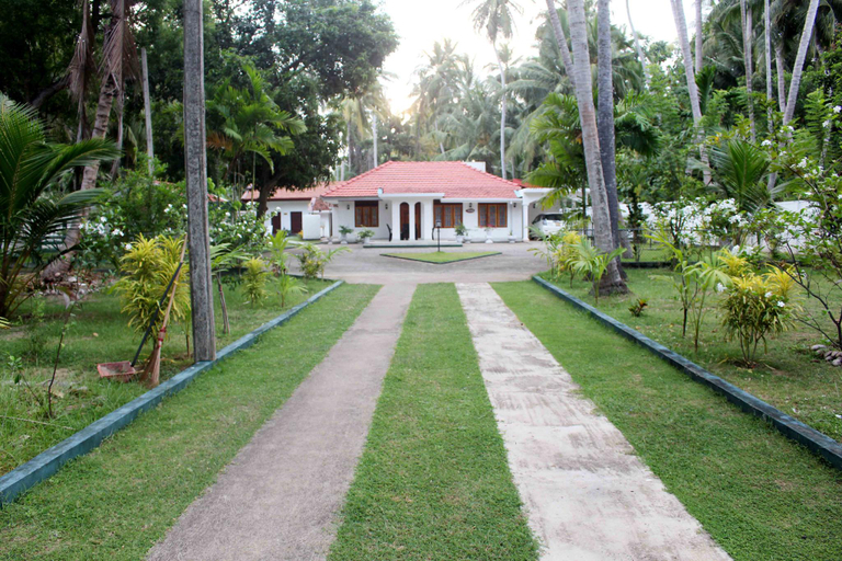 Exterior & Views 5, Fortune Rest Villa, Mahawewa