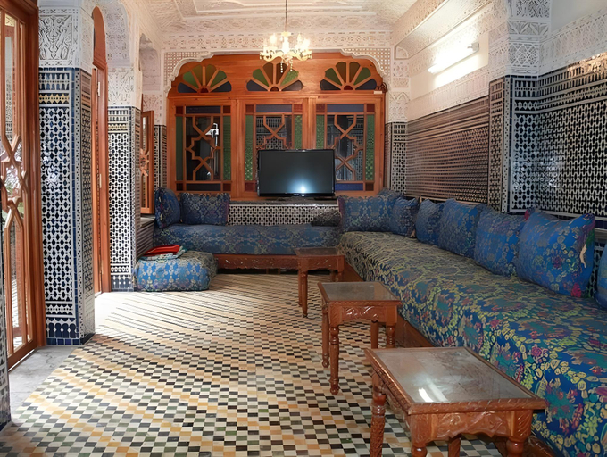 Public Area 2, Riad Les Chrifis Navette Aeroport 24 sur 24, Fès