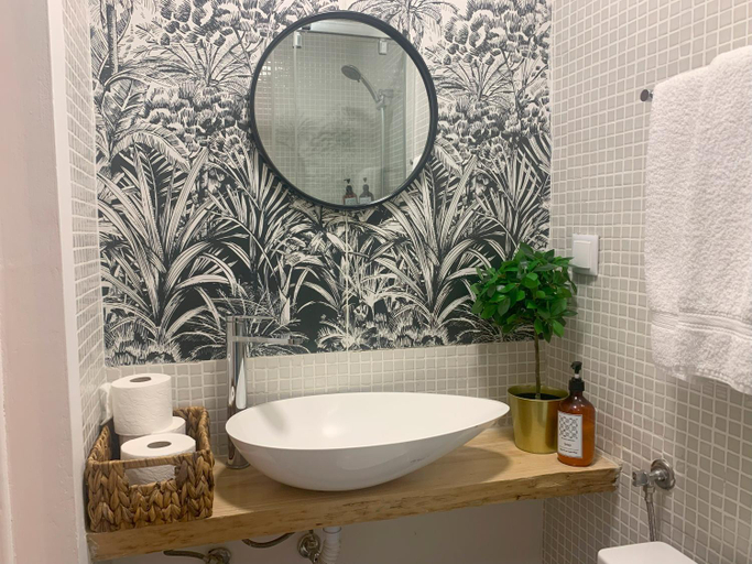Bathroom 2, The Funicularist - Apartments in Historic Bica, Lisbon