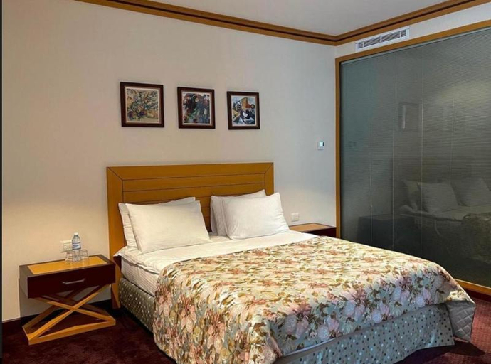 Bedroom, The Crescent Beach Hotel, Baku