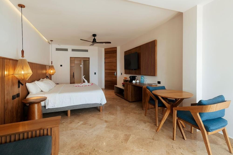 Bedroom 3, Akumal Bay Beach & Wellness Resort, Cozumel