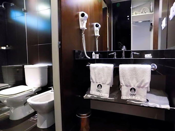 Bathroom 5, Don Boutique Hotel, Montevideo