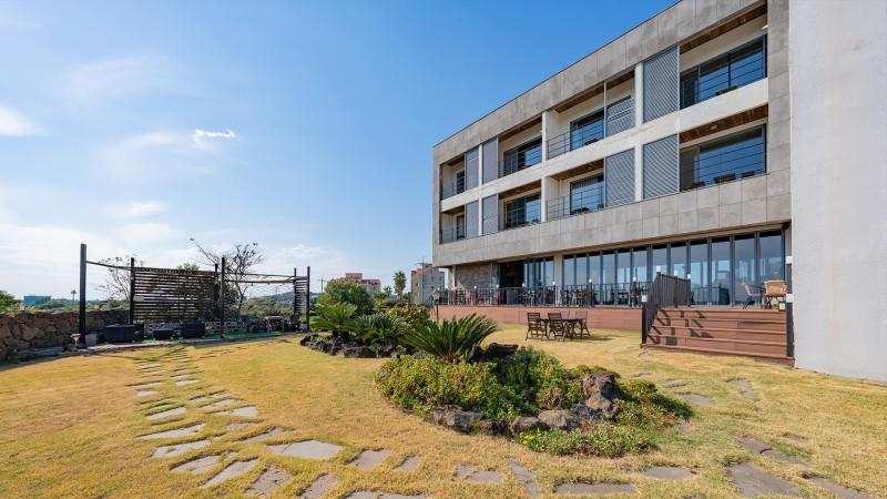 Exterior & Views, Seogwipo Lucid M Pension, Seogwipo
