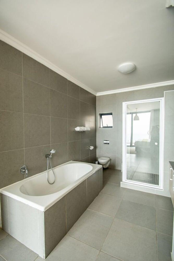 Bathroom 4, Bay View Resort Namibia, Walvisbay Rural