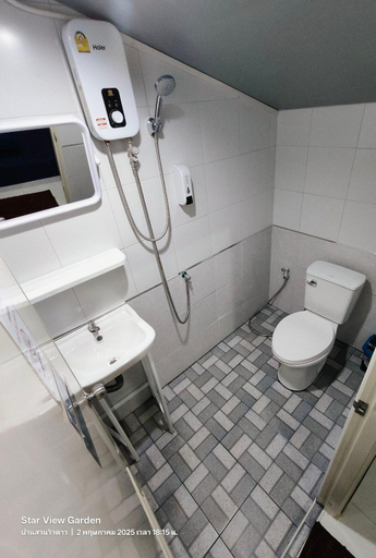 Bathroom 3, Star View Garden, Sai Yok