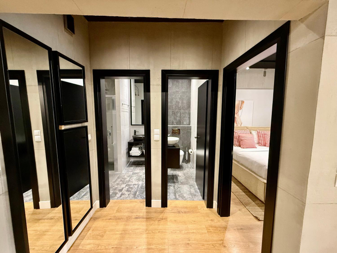 Others 3, Limani Luxury Apartment Beachfront 1, Sarandës