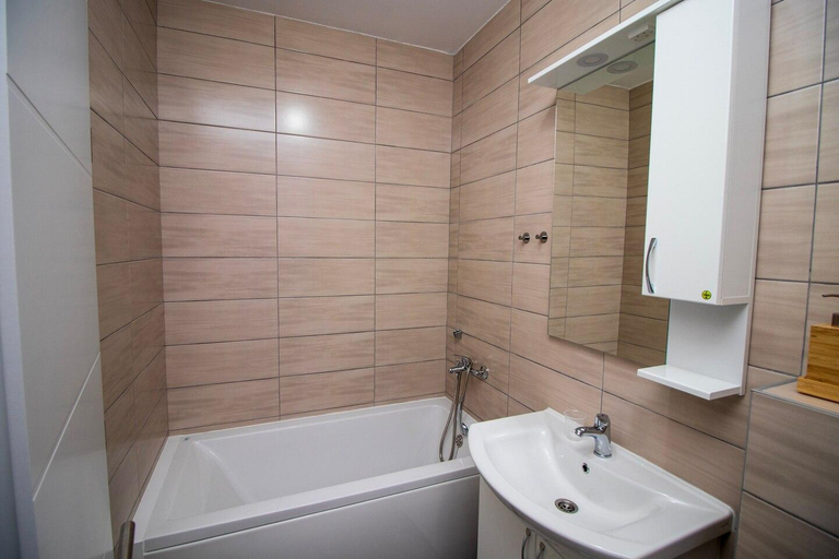 Bathroom, M&A apartment, Istočno Sarajevo