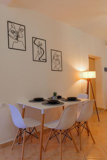 Others 3, Budo Apartments, Sarandës