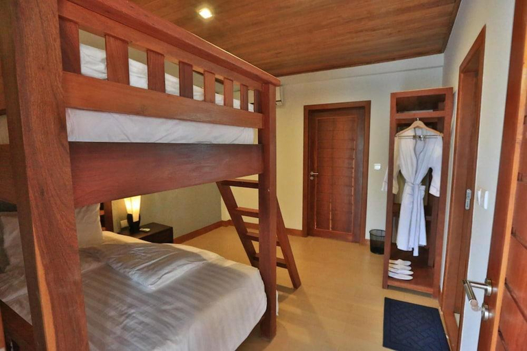 Bedroom 3, Mayura Hill Resort, Saen Monourom