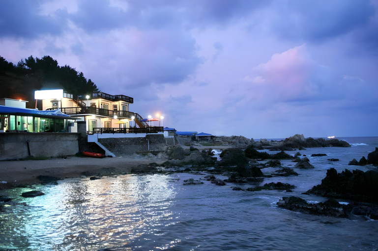 Exterior & Views, Bada Sori Pension, Yeongdeok