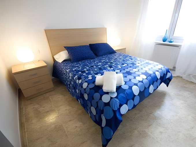 Bedroom, Apartments Figueres, Girona