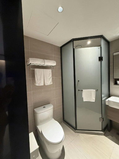 Bathroom 4, Hanting Hotel Chengdu Chunxi Road Taikoo Li, Chengdu