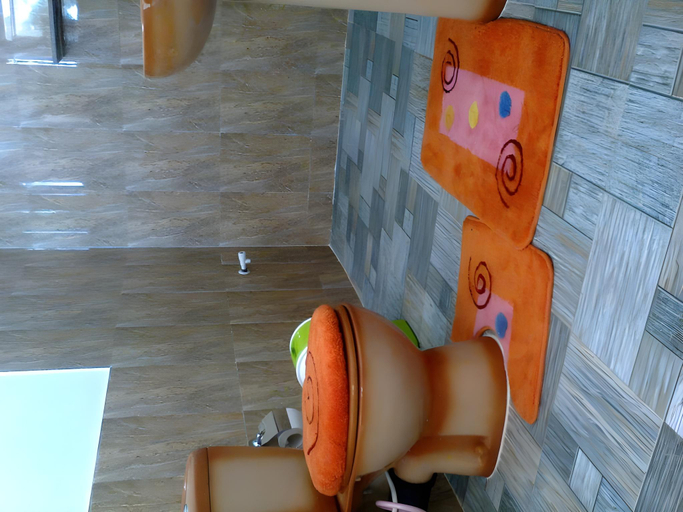 Bathroom 2, Mihini Hotel, Hingurakgoda