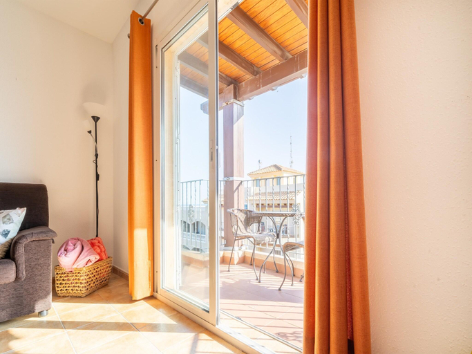 Others 5, Apartment near the beach with sea views, Almería