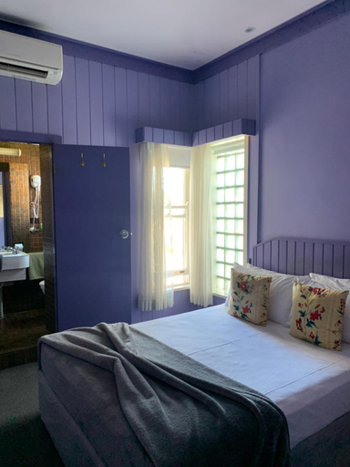 Others 5, Moruya Monarch Hotel, Eurobodalla