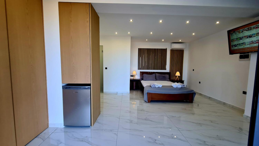 Others 5, Sunny Stay Kilada, Peloponnese