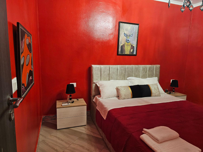 Others 3, Bob Marley Bnb & Hostel, Tiranës