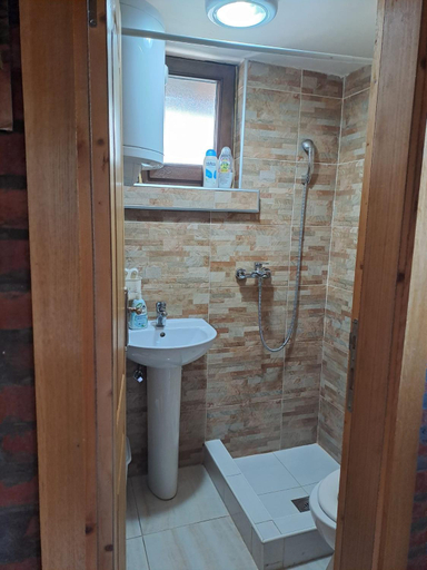 Bathroom 2, Apartment Vistanova, Irig