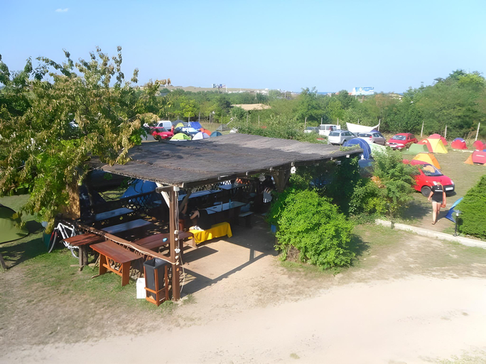 Others 5, Marina Park, Limanu