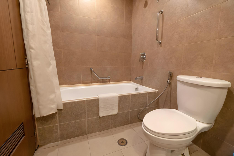 Bathroom 4, La Breza Hotel, Quezon City