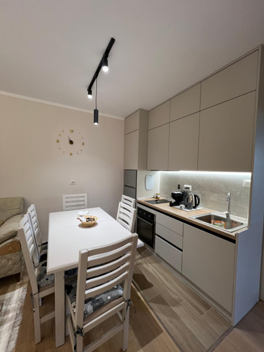 Others 4, Apartments Qerret Golem beachfront, Kavajës