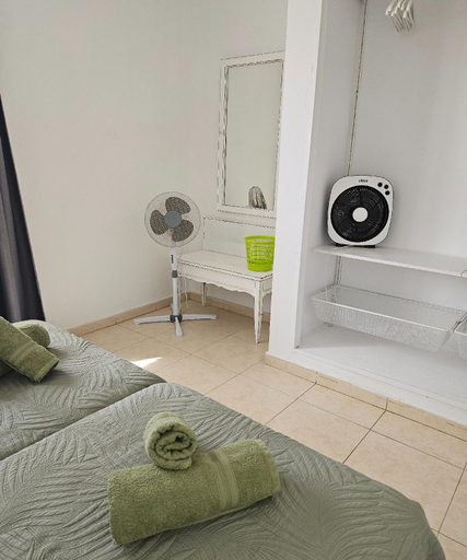 Bedroom, Nice apartments with 3 swimming pools Wifi, Las Palmas