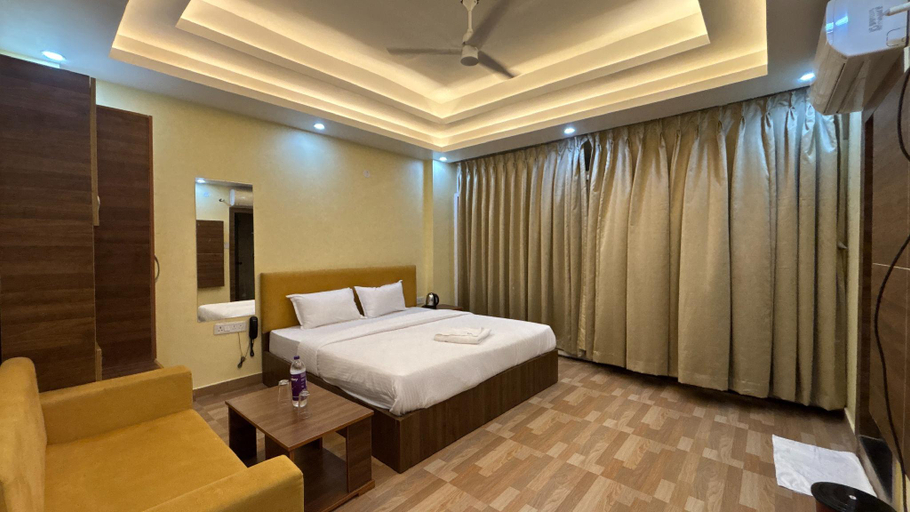 Bedroom 3, Hotel Shantam Regency, Bhagalpur