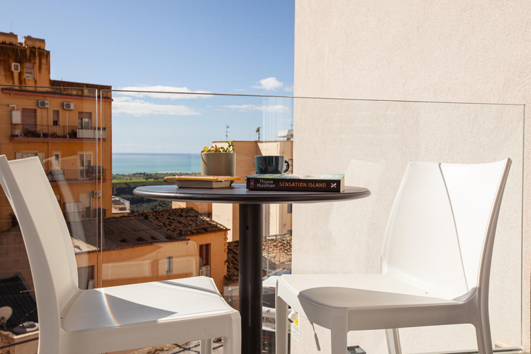 Others 2, Oneira Rooms, Agrigento