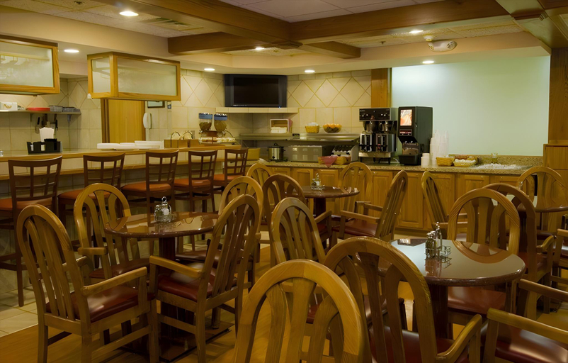 Food & Drinks 5, The Carlton Lodge, Lenawee