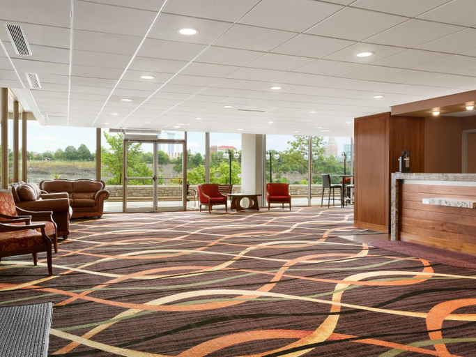Public Area 2, Travelodge by Wyndham Niagara Falls Fallsview, Niagara