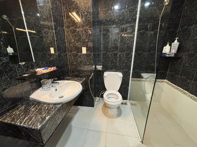 Bathroom 4, Sai Gon Ha Tien Hotel, Hà Tiên